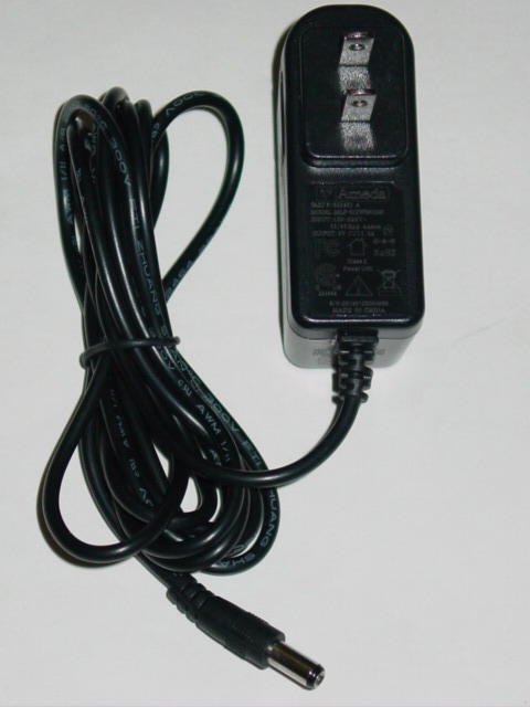 NEW Ameda MLF-012W0901340 AC Adapter 9V 1.3A MLF012W0901340